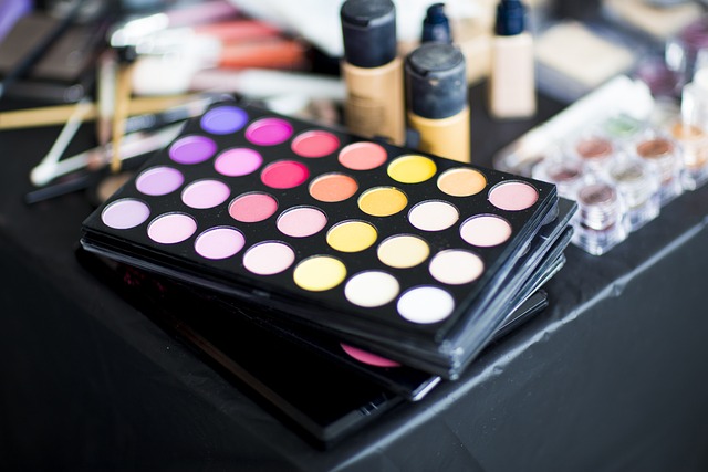 Online makeup retailers in the UAE